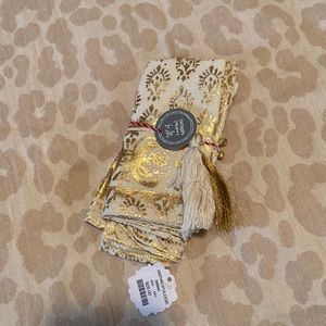 NWT Anthropologie set of 4 gold and cream cocktail napkins